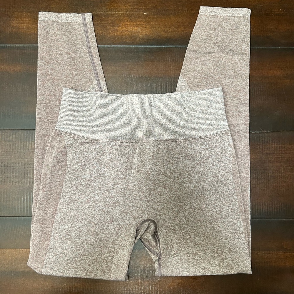 Rose color pink active wear
